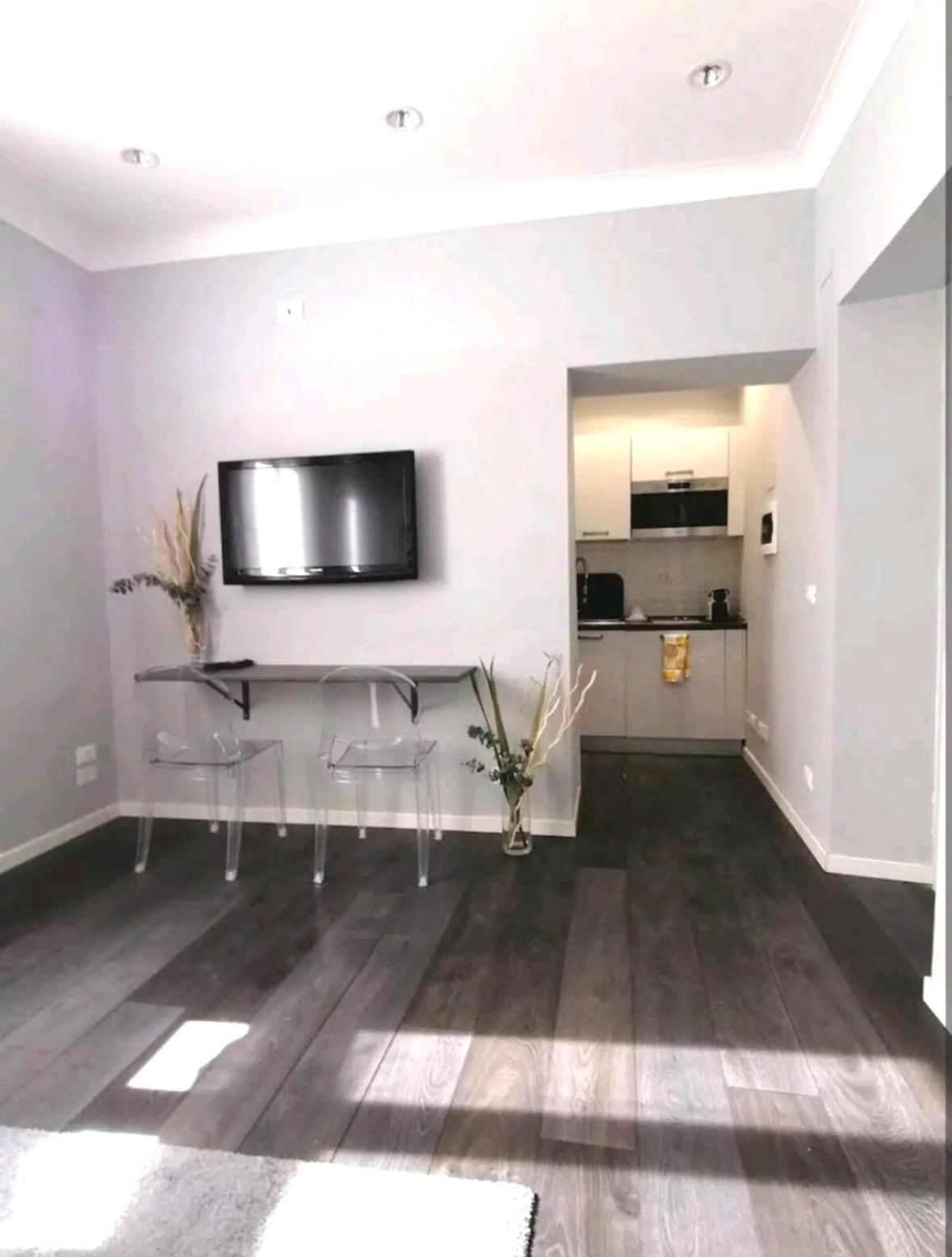 Crispi Relax Apartment Rzym Zewnętrze zdjęcie